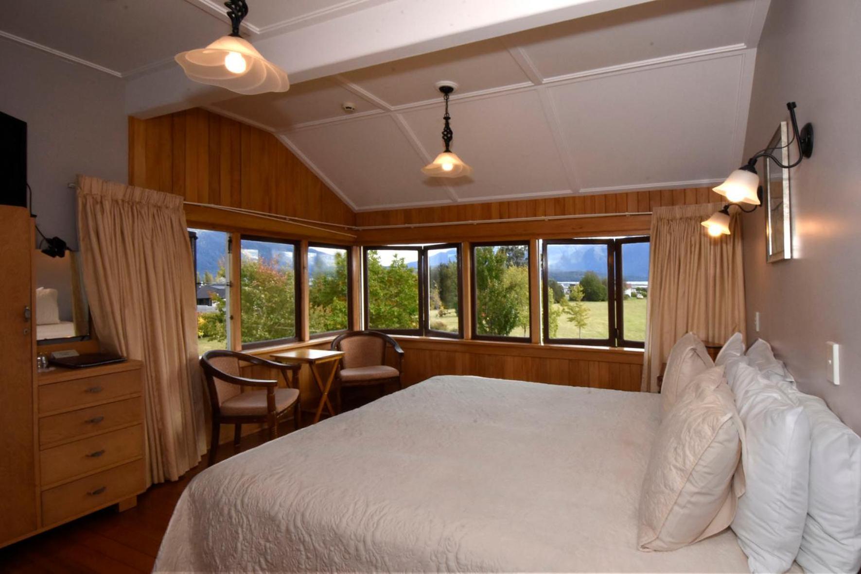 Te Anau Lodge Zewnętrze zdjęcie